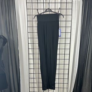 VINTAGE Peter Nygard Elegant Black Leggings. NWT